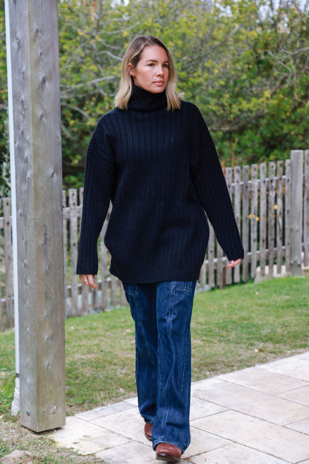 Wellington Jumper - Black