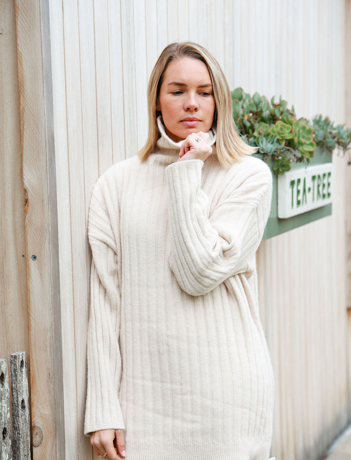 Wellington Jumper - Creme